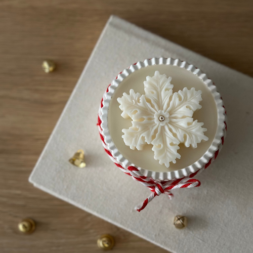 Świeca Sojowa Dekoracyjna – Śnieżynka