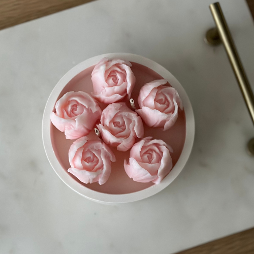 Świeca Sojowa Dekoracyjna – Tulipany Różowe