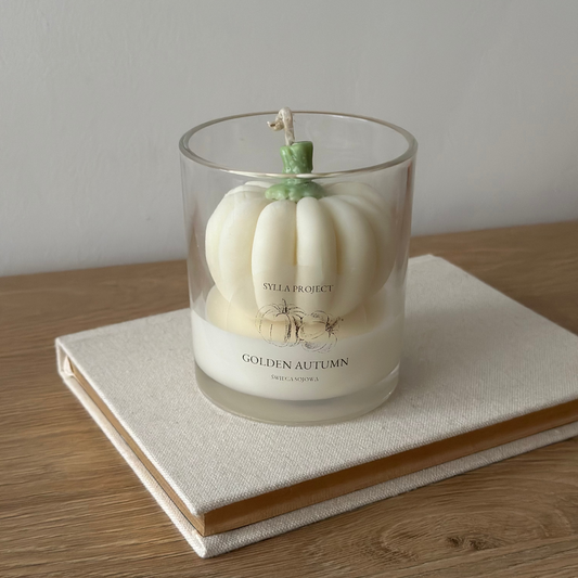 Zestaw 2 Białych Dekoracyjnych Świec Sojowych – Golden Autumn