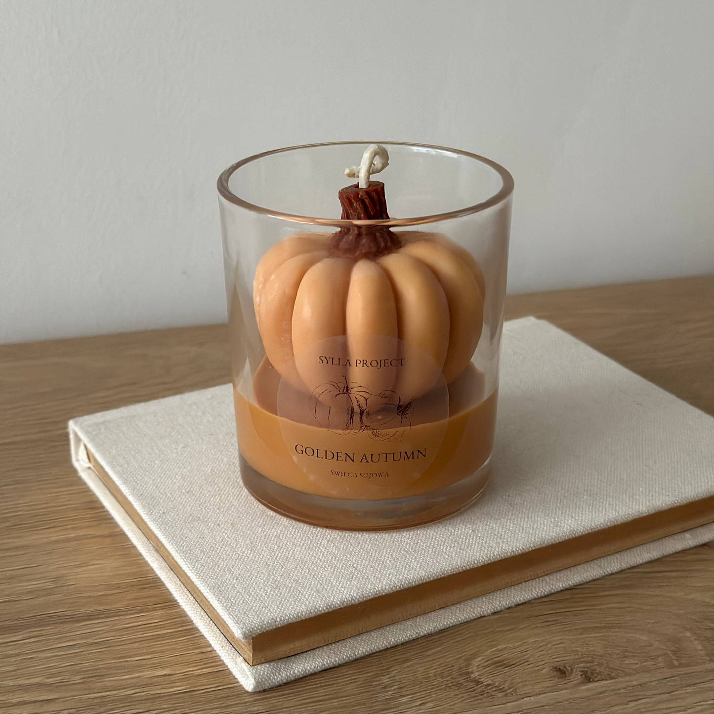 Zestaw 2 Brązowych Świec Sojowych Dekoracyjnych – Golden Autumn