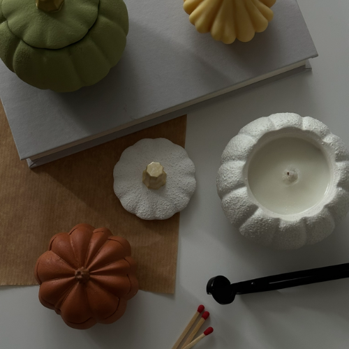 Small Pumpkin – Soy Candle in a Gypsum Container