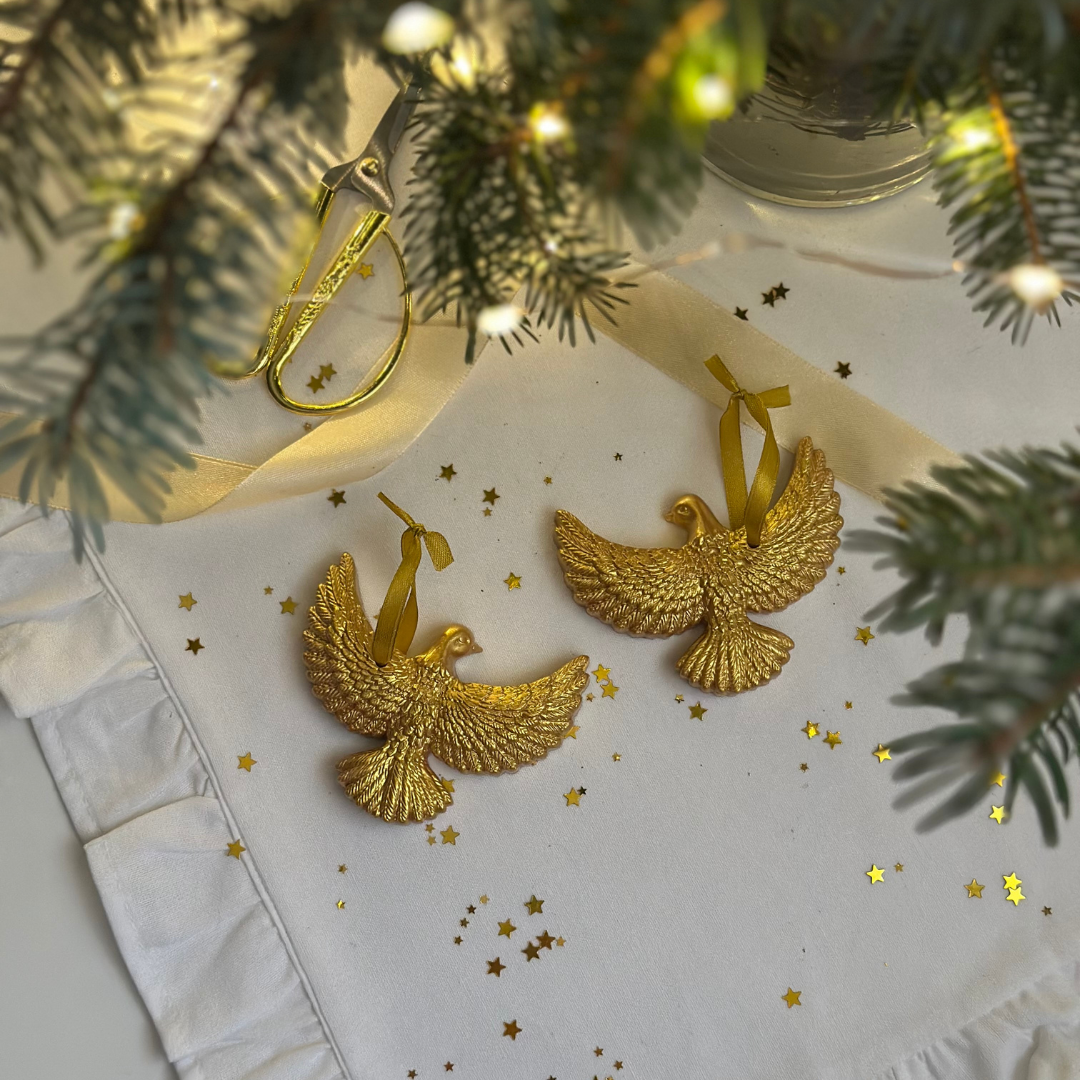 Набір із двох підвісок на ялинку – Голуби GOLD