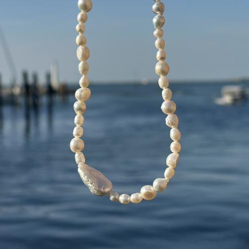 Naszyjnik z Pereł Sea Salt – minimalistyczny naszyjnik z perłą barokową