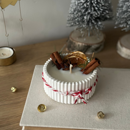 Świeca Sojowa Dekoracyjna - Korzenna Magia