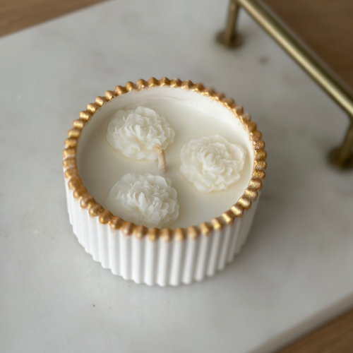 Świeca Sojowa Dekoracyjna – Piwonie Gold