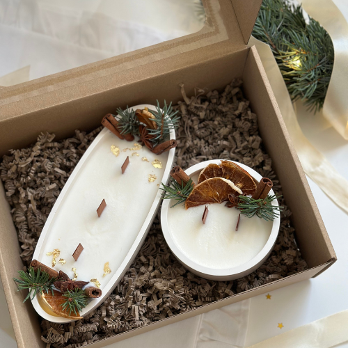 Zestaw Prezentowy Świąteczny: Świeca Korzenna i Świeca Zimowy Wieczór