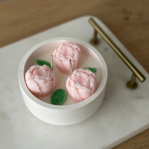 Świeca Sojowa Dekoracyjna – Piwonie Różowe