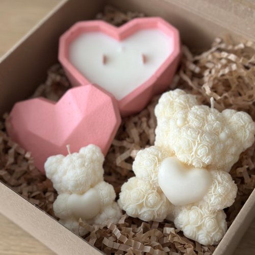 Zestaw Prezentowy – Świeca Sojowa Serce + Świeca Sojowa Teddy Bear & Teddy Bear Mały