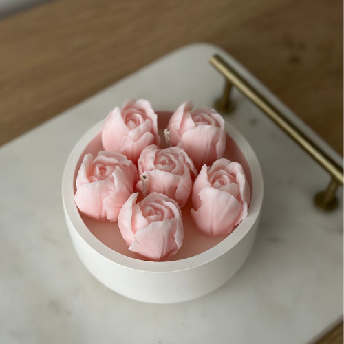 Świeca Sojowa Dekoracyjna – Tulipany Różowe