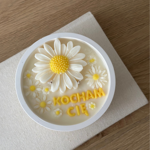 Świeca Sojowa „Kocham Cię” z Kwiatowym Motywem