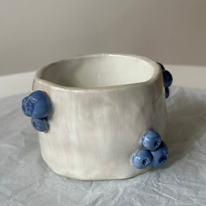 Kubek Ceramiczny z Borówkami