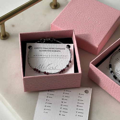 Morse Code Bracelet - Hematite & Garnet | 1 word
