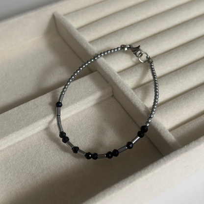 Morse Code Bracelet – Hematite & Onyx | 2 words