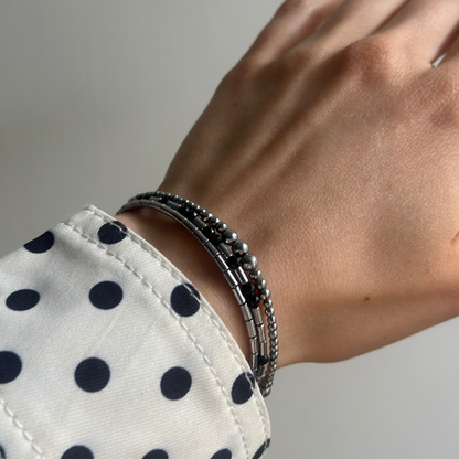 Morse Code Bracelet – Hematite & Onyx | 2 words