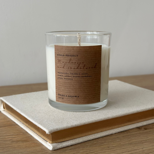 Świeca Sojowa 230 ml – Mandarin and Sandalwood