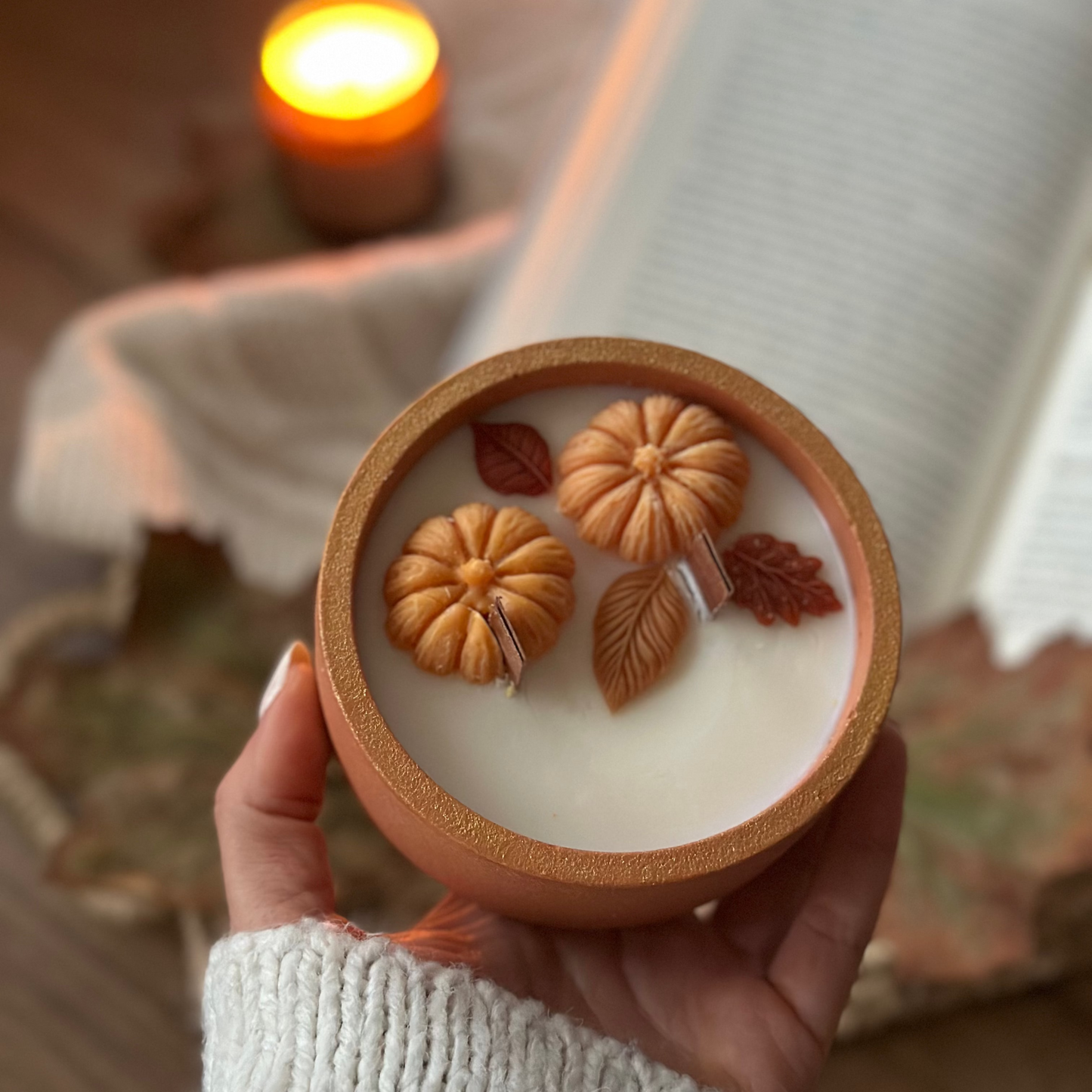 Zestaw Dekoracyjnych Świec Sojowych – Dynie, Liście & Przyprawy